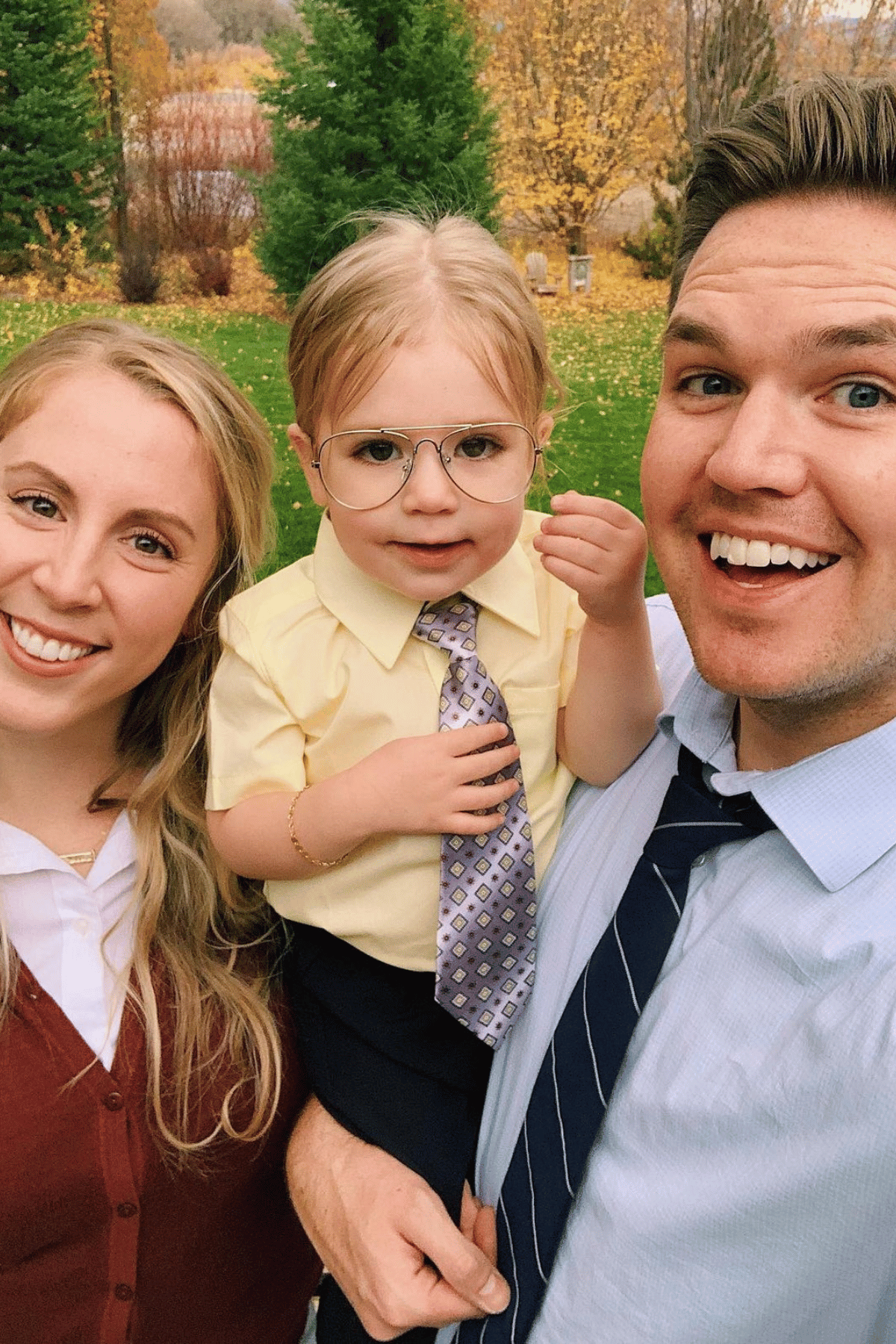 Jim, Pam and son dressed as Dwight